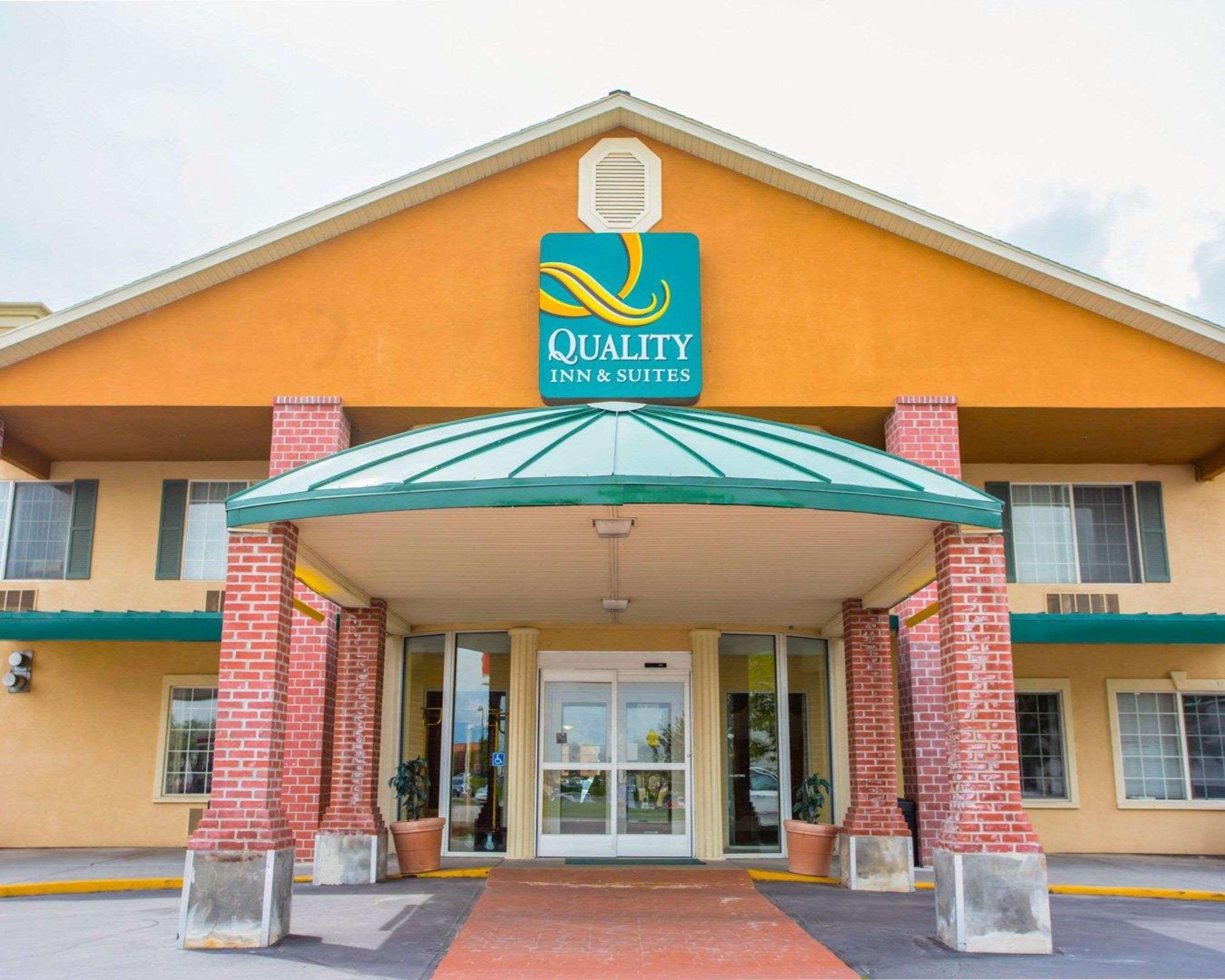 Quality Inn & Suites Airport West Salt Lake City Exterior photo
